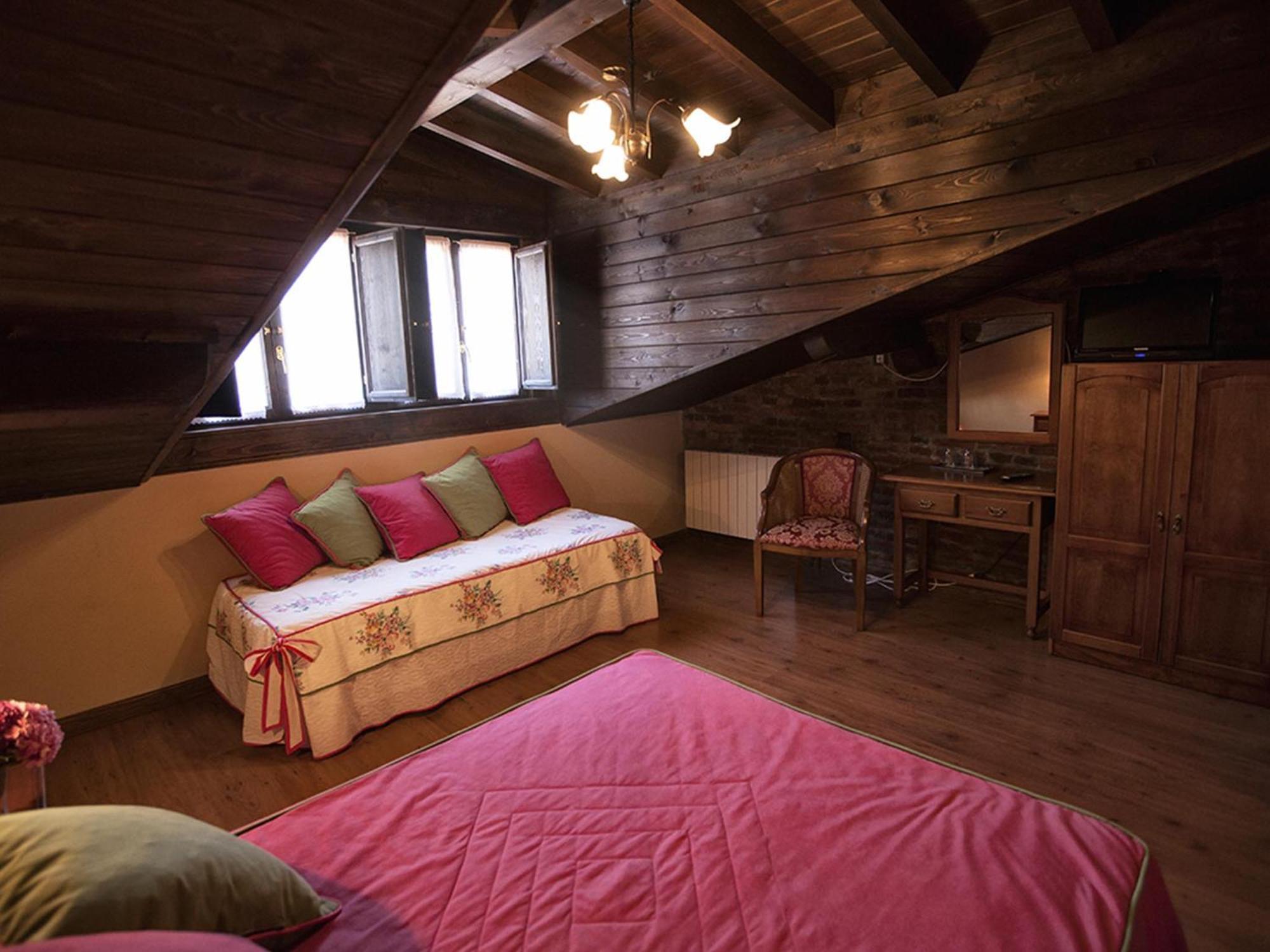 La Casona De Sobrepiedra Hotel Værelse billede